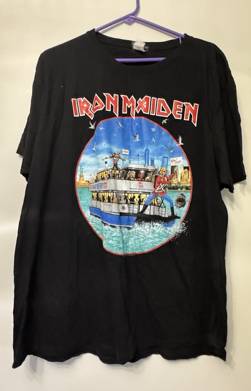 IRON MAIDEN Legacy Of The Beast 2022 Tour t shirt L New York New Jersey Event